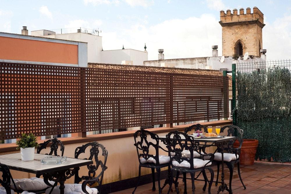 Corral De Los Chicharos Seville Luaran gambar